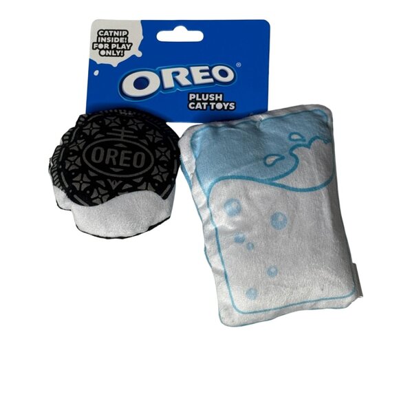 Oreo Plush Cat Toys 2-Pack • Catnip Play Set • Cookie & Milk - Picture 1 of 2